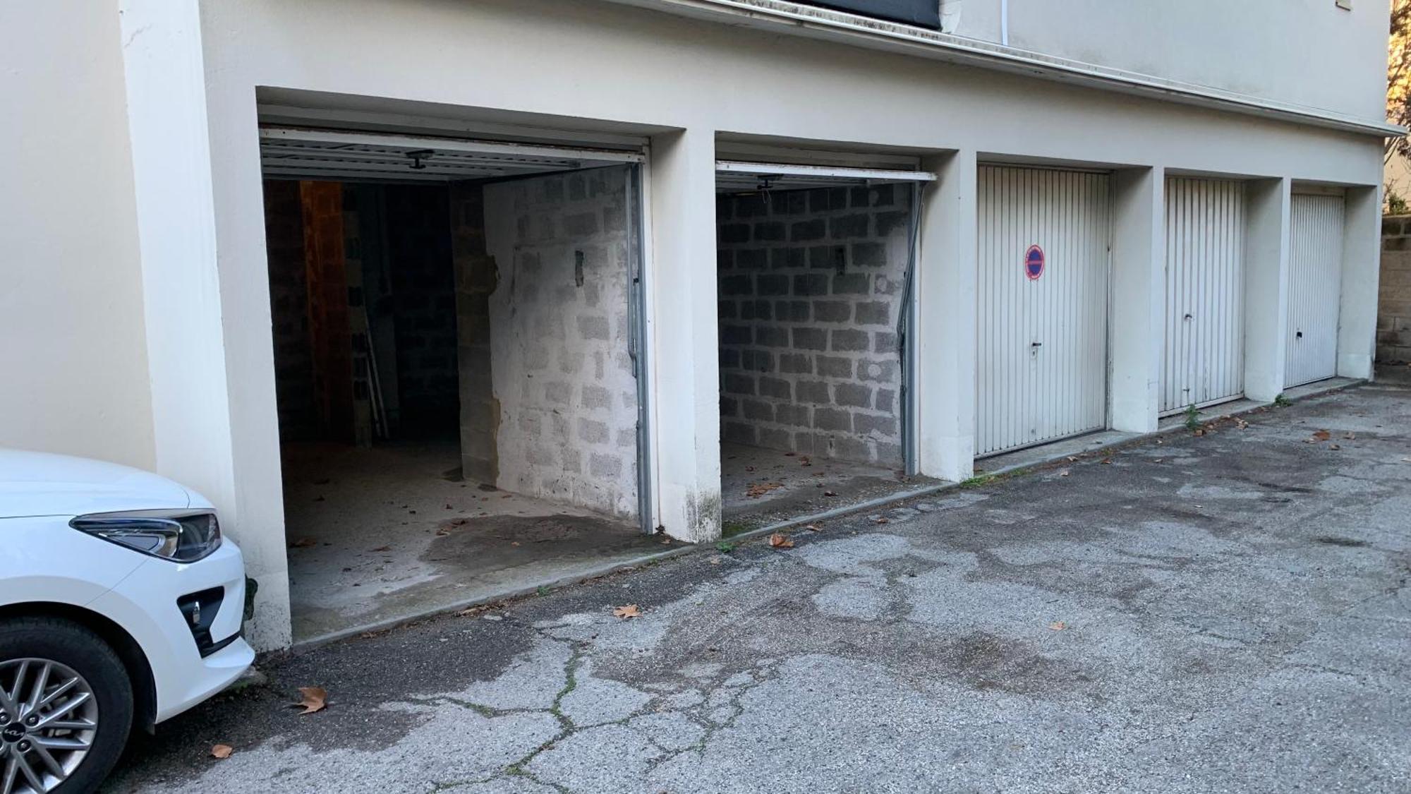 Апартаменти Au Calme De L'Iris - Clim - Garage - Wifi - Tramway Авіньйон Екстер'єр фото